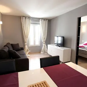  Appartamento à 100 Mètres Du Palais Et Des Plages Francia